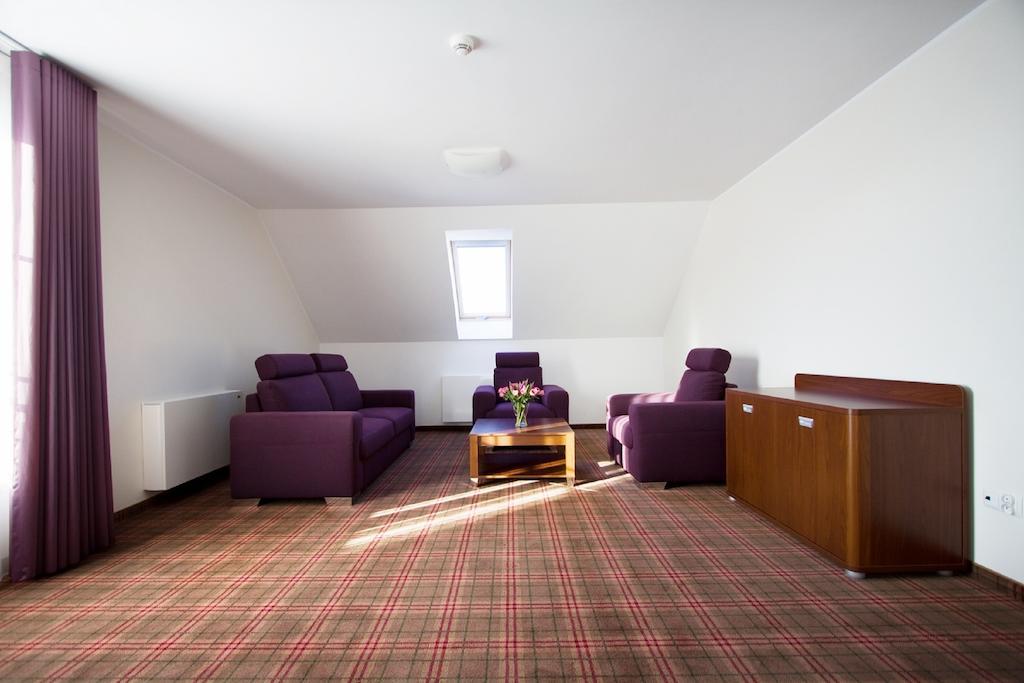 Hotel Marusza Grudziądz エクステリア 写真